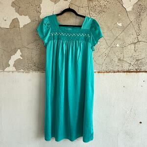 Vintage Vanity Fair Nightgown Embroidered Roses Teal Lace Cap Sleeve USA Made L